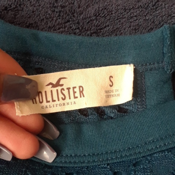 Aqua green top. Wear once. Make offers - Picture 2 of 2